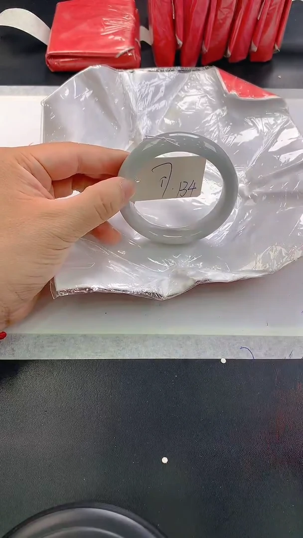 未镶嵌手镯翡翠134
