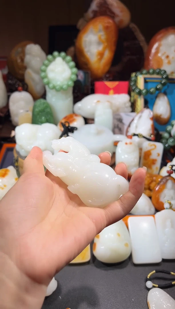 未镶嵌和田玉把件精品