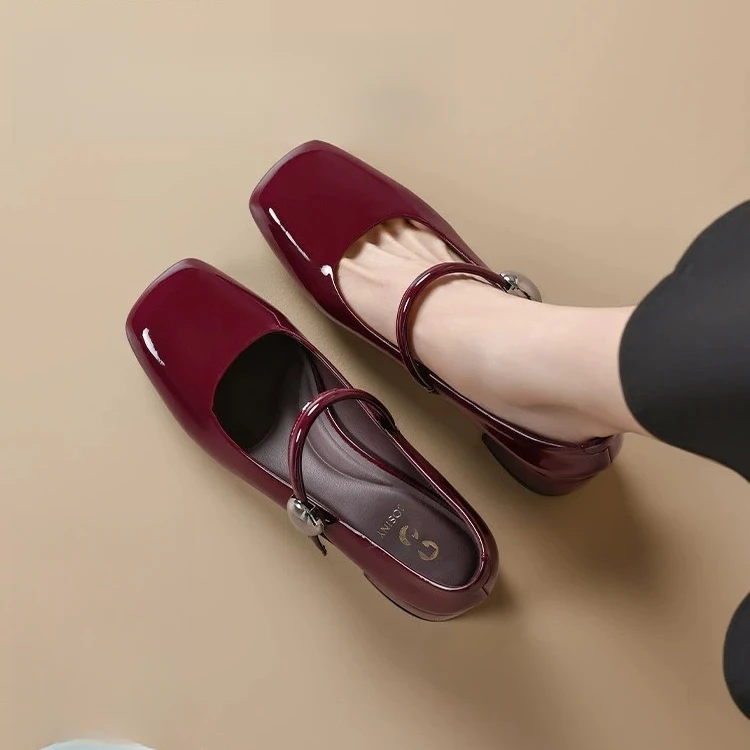卓诗尼芙妮百搭红色单鞋2025新款浅口粗跟玛丽珍鞋一字带软底鞋夏