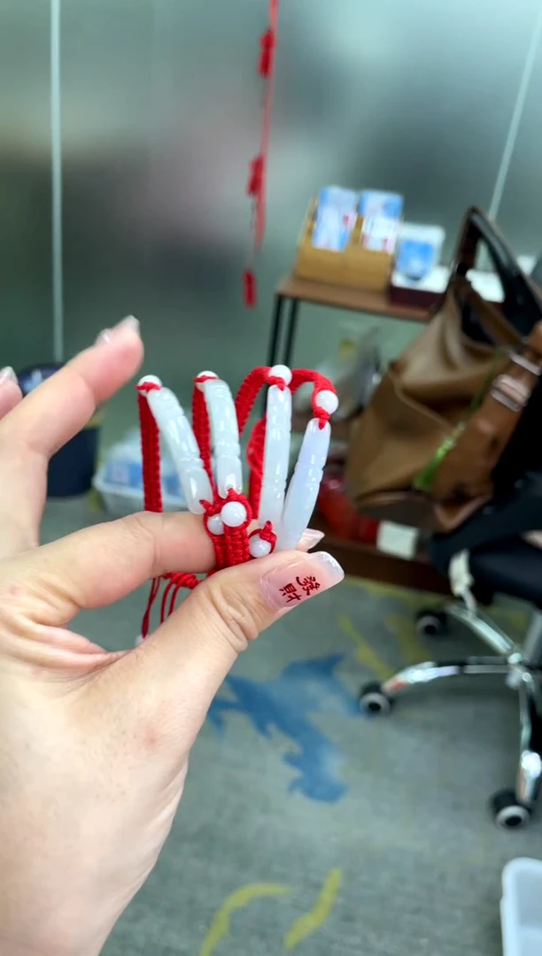 【闪购商品】翡翠手绳未镶嵌多样性发货发一件