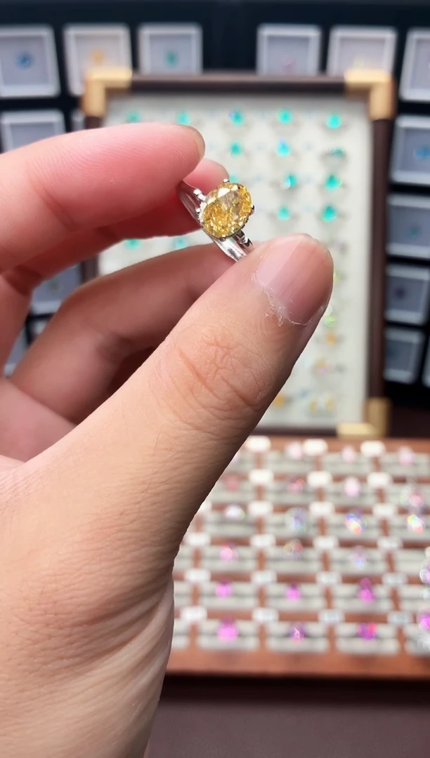 戒指彩色蓝宝石银S925镶嵌111