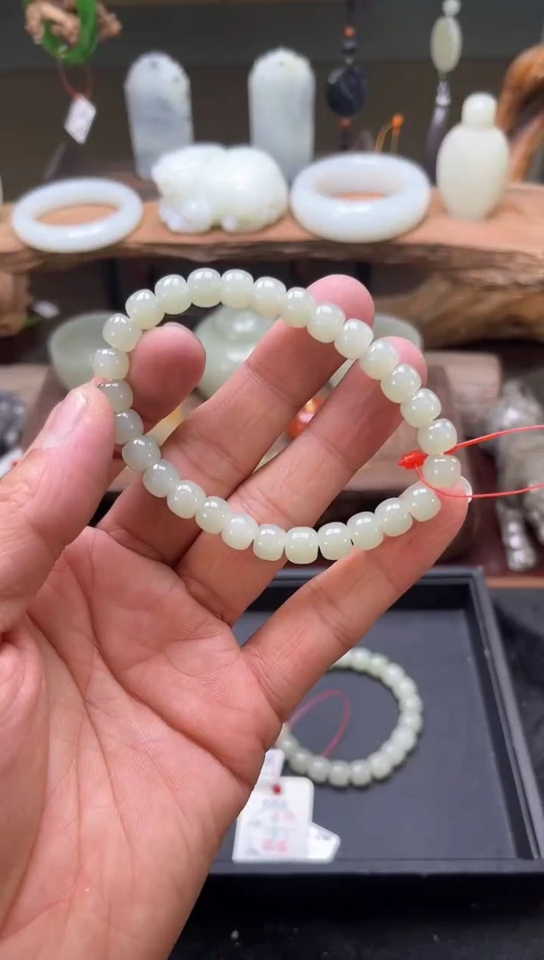 【闪购商品】和田玉手串未镶嵌且末迪克兰 卡8 老型 9001846
