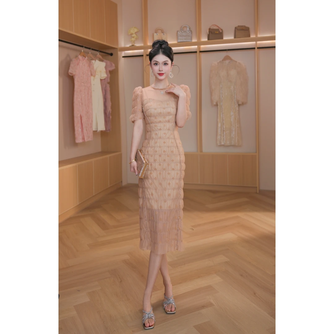 新款时尚显瘦气质法式小众收腰修身名媛宴会优雅连衣裙21146
