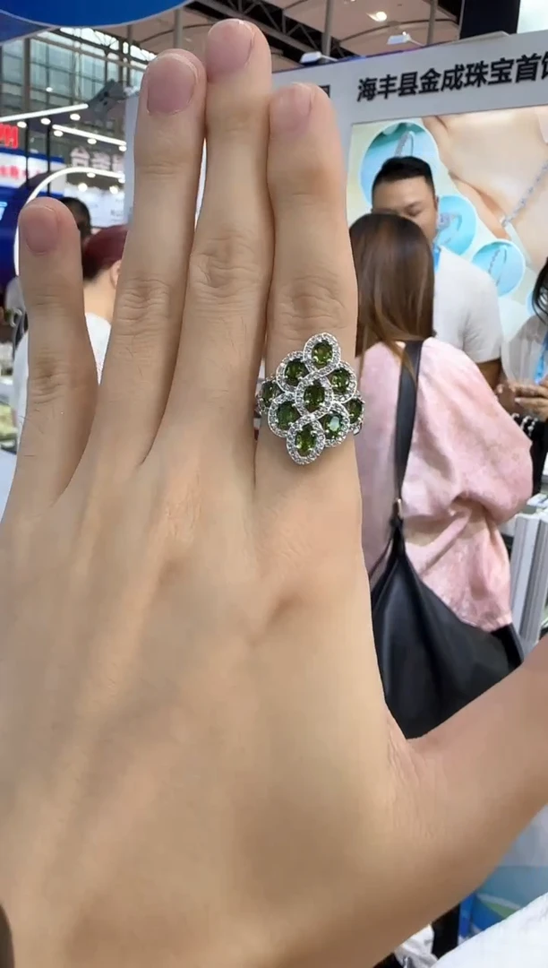 戒指透辉石银S925镶嵌设计款