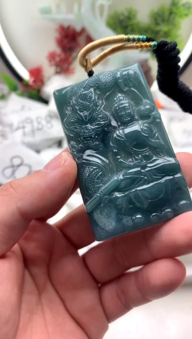 【闪购商品】翡翠颈饰未镶嵌大势至