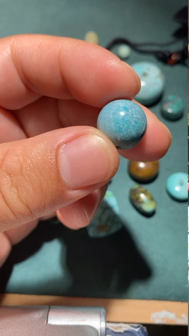 白玉菩提吊坠HLW0607-69