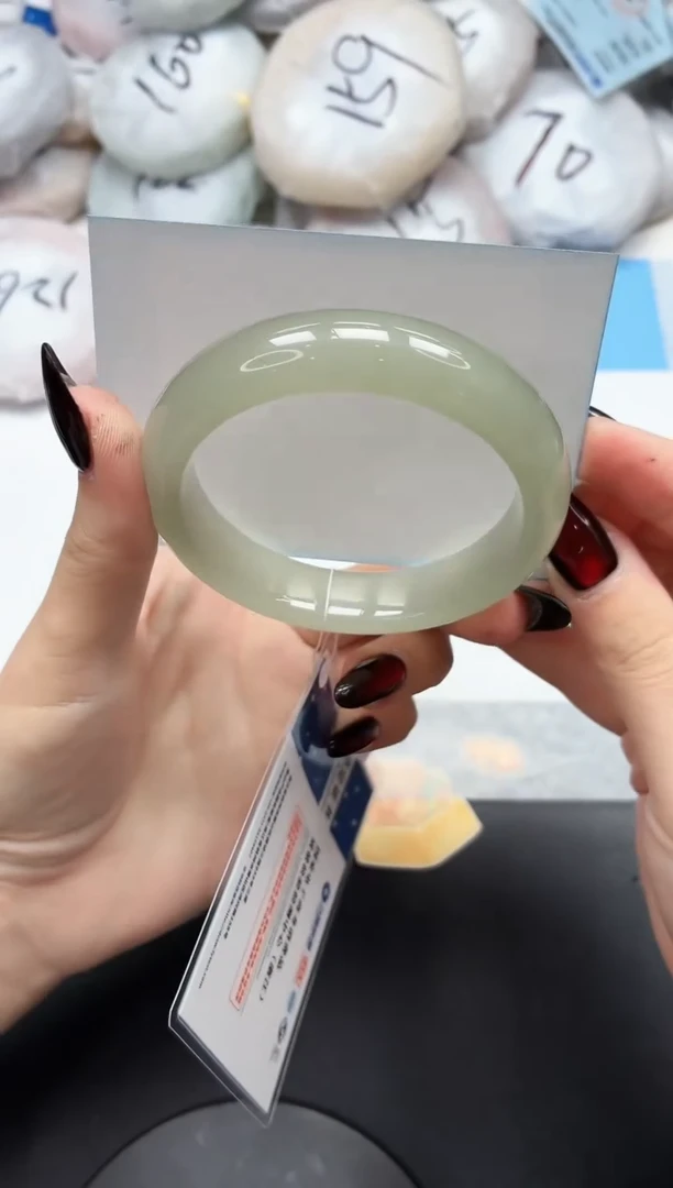 未镶嵌手镯石英质玉164/东陵56.2