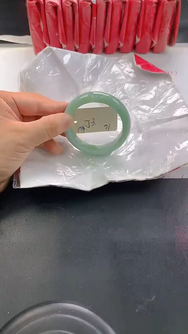 未镶嵌手镯翡翠91