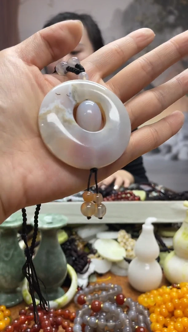 未镶嵌吊坠玛瑙/玉髓·