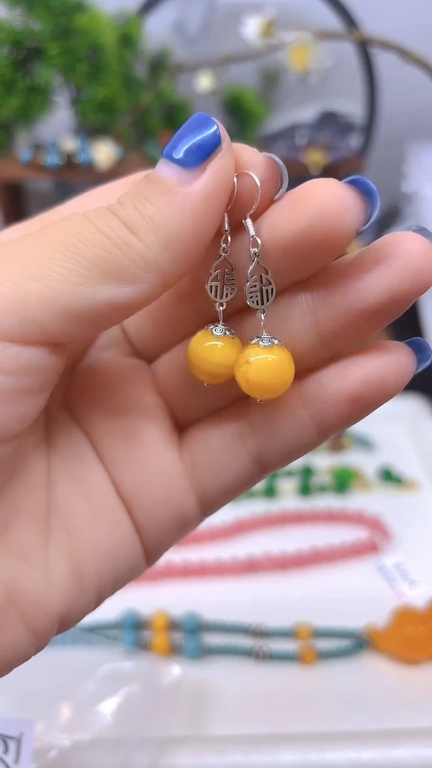 蜜蜡银S925镶嵌耳饰E898