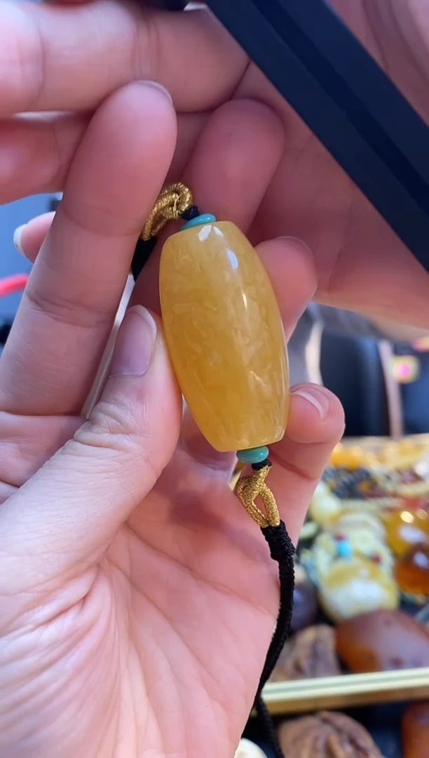 琥珀颈饰未镶嵌吊坠
