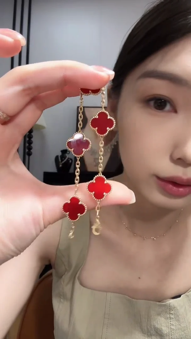 18K金镶嵌手链玛瑙/玉髓红色k黄五花手链GHJ