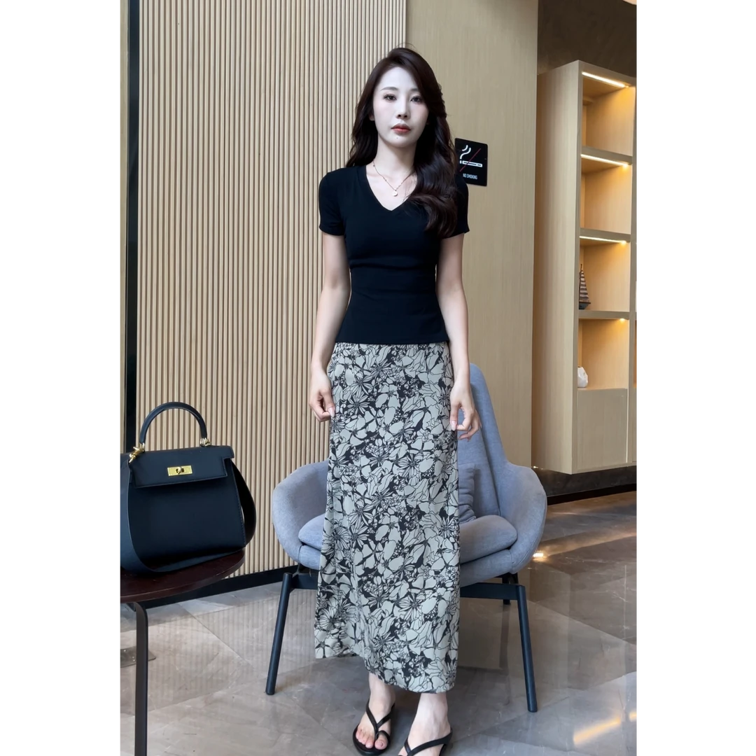 【梦婷家】全新款夏季顯瘦休閒氣質时尙女半身裙-1530