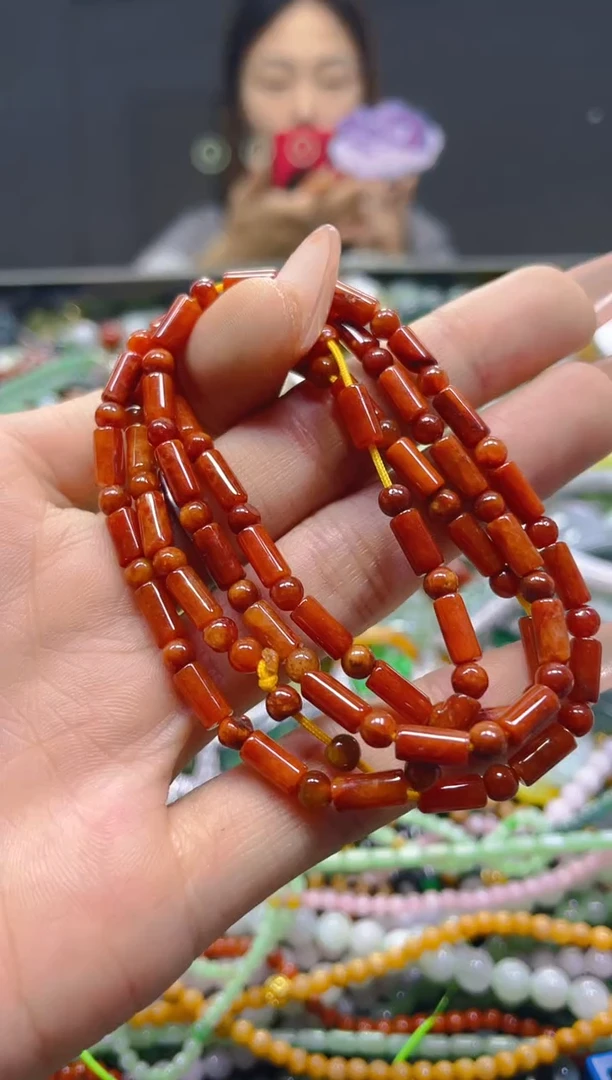 颈饰未镶嵌翡翠4MM