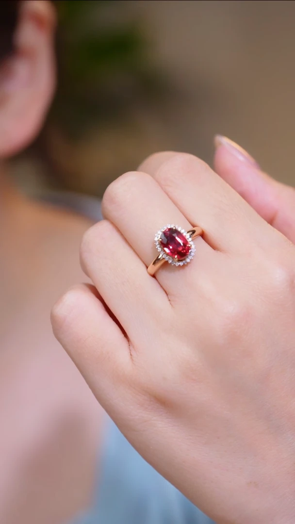 戒指18K金镶嵌碧玺多样性发2.8ct@@S2279