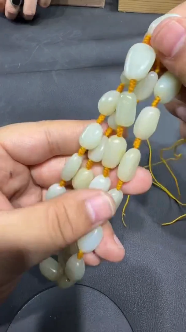 颈饰未镶嵌和田玉三****34