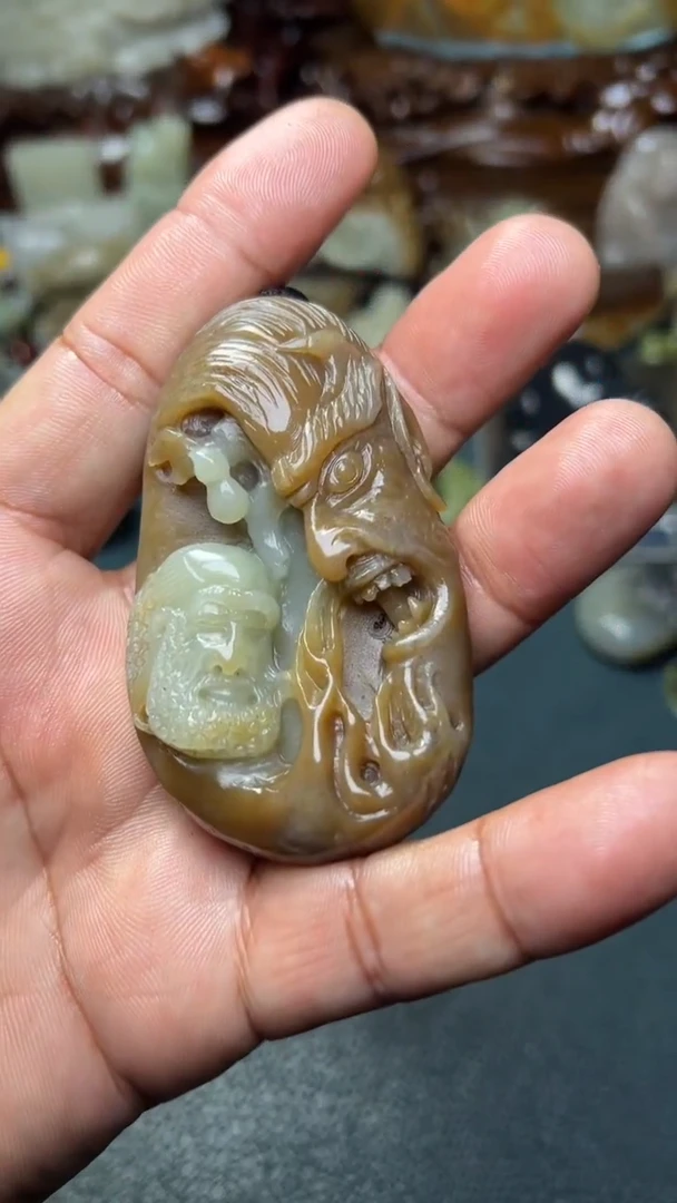 未镶嵌和田玉把件-