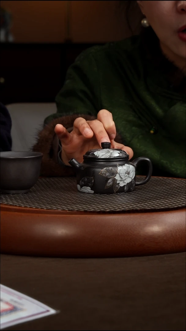 茶壶紫砂【P070】德钟  140c  XY