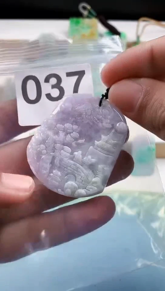 【闪购商品】翡翠挂件未镶嵌天然翡翠吊坠挂件