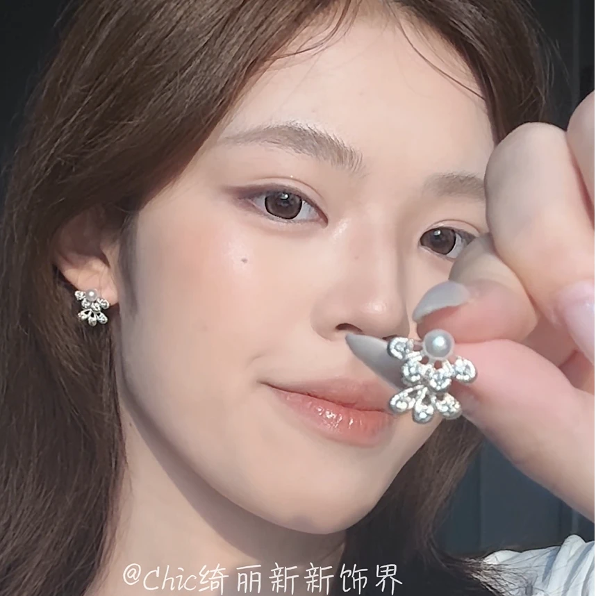 合金仿珍珠耳饰 新中式蕾丝半扇蝴蝶双层珍珠花朵耳钉女气质精致