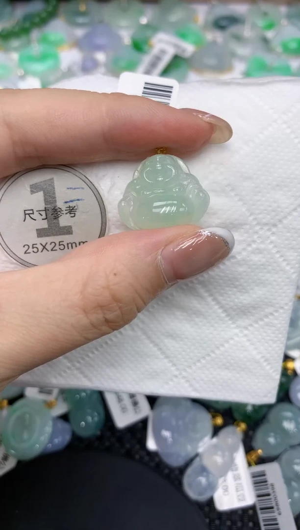 颈饰18K金镶嵌翡翠111111111