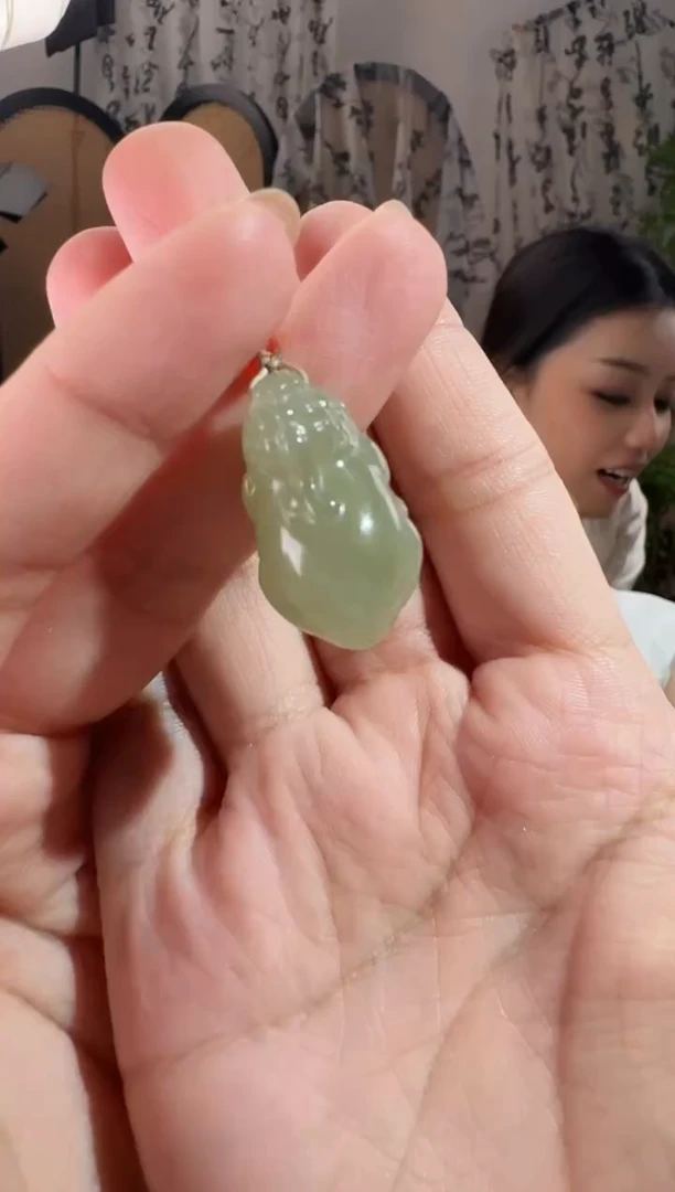 颈饰未镶嵌和田玉晴水貔貅