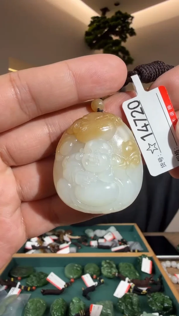 颈饰未镶嵌和田玉1