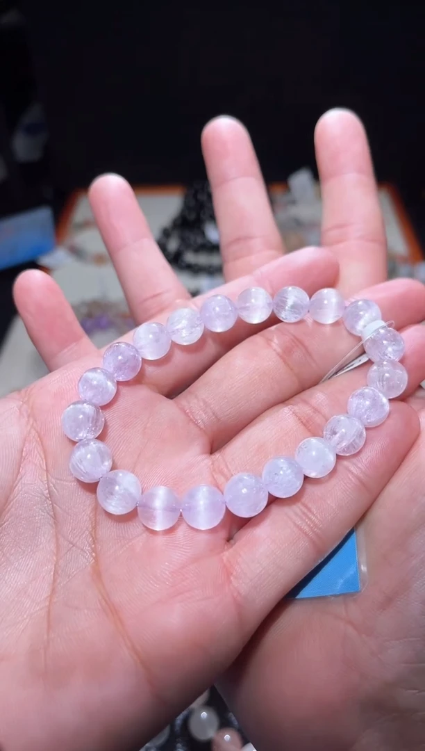 紫锂辉锂辉石未镶嵌323多样性发一 9 +