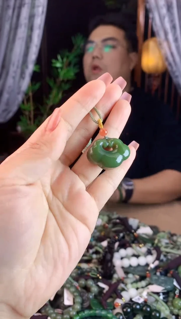 【闪购商品】和田玉挂件未镶嵌多样性发货拍一发一