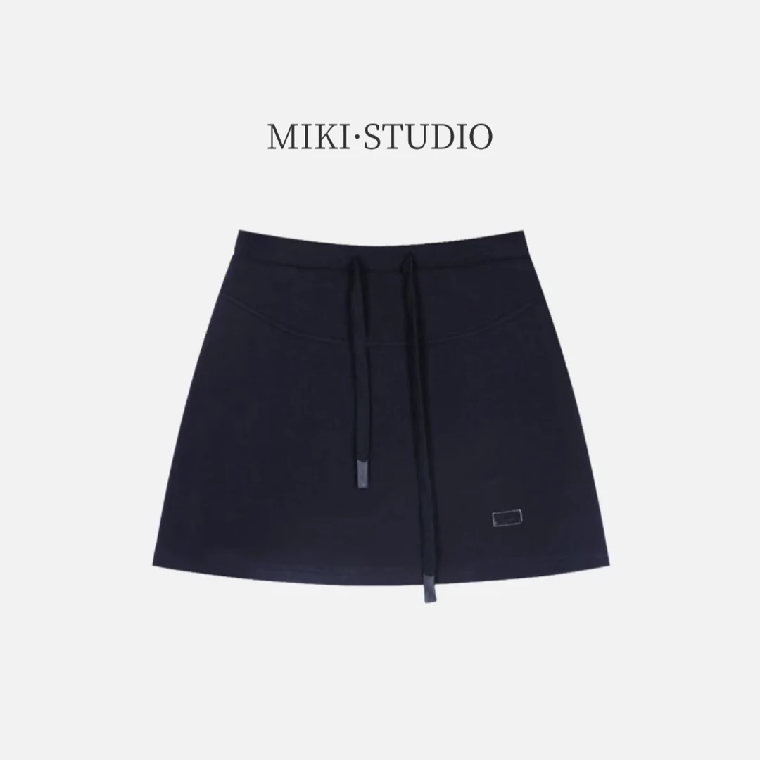 2025新款显瘦简约短裙字母抽绳休闲半身裙卫裙