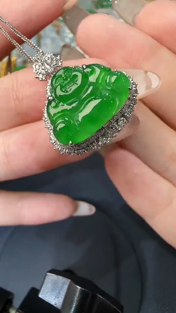 翡翠18K金镶嵌吊坠(不含链)23