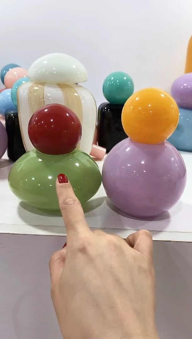 师***L慕忆家手作琉璃花瓶一套