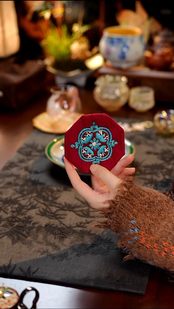 杯垫···········