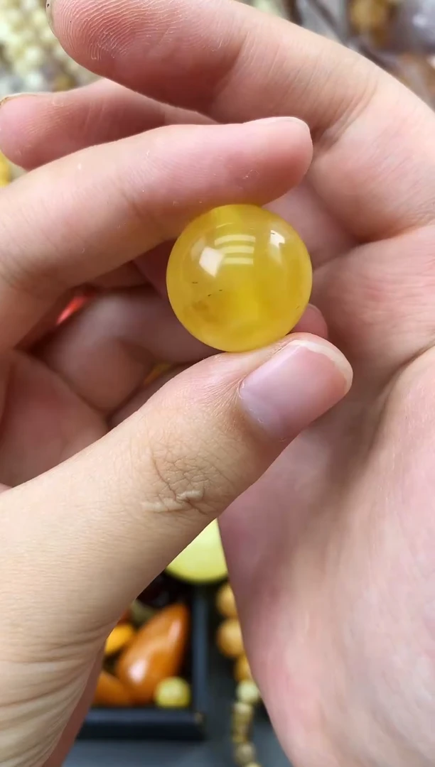未镶嵌琥珀珠宝奇石41