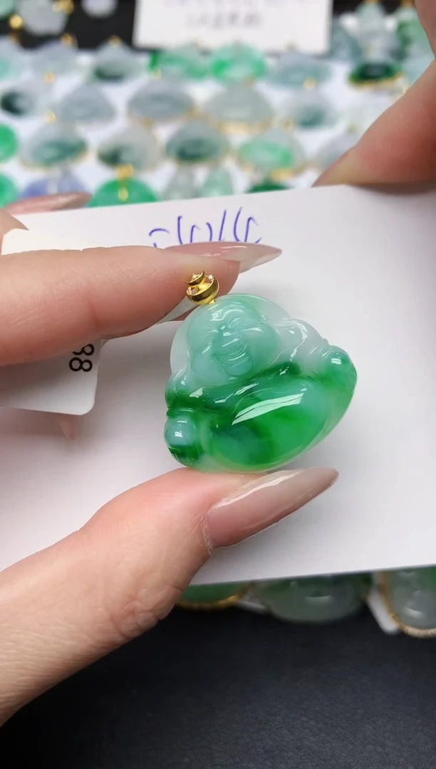 颈饰18K金镶嵌翡翠天然缅甸A货翡翠百元以上9元证书费自理