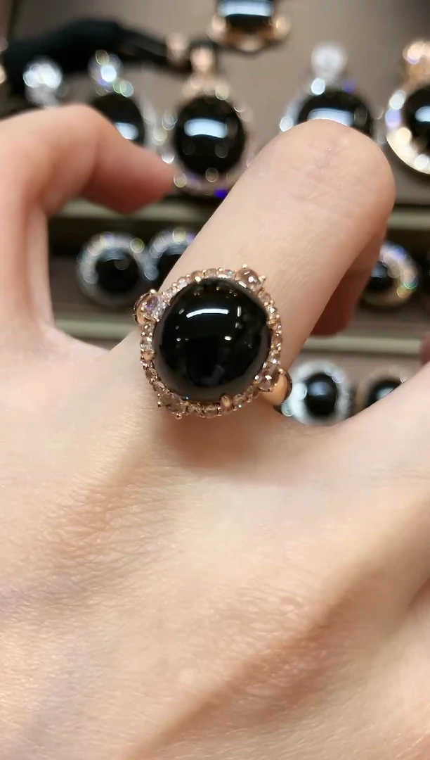 18K金镶嵌戒指翡翠云***女a218