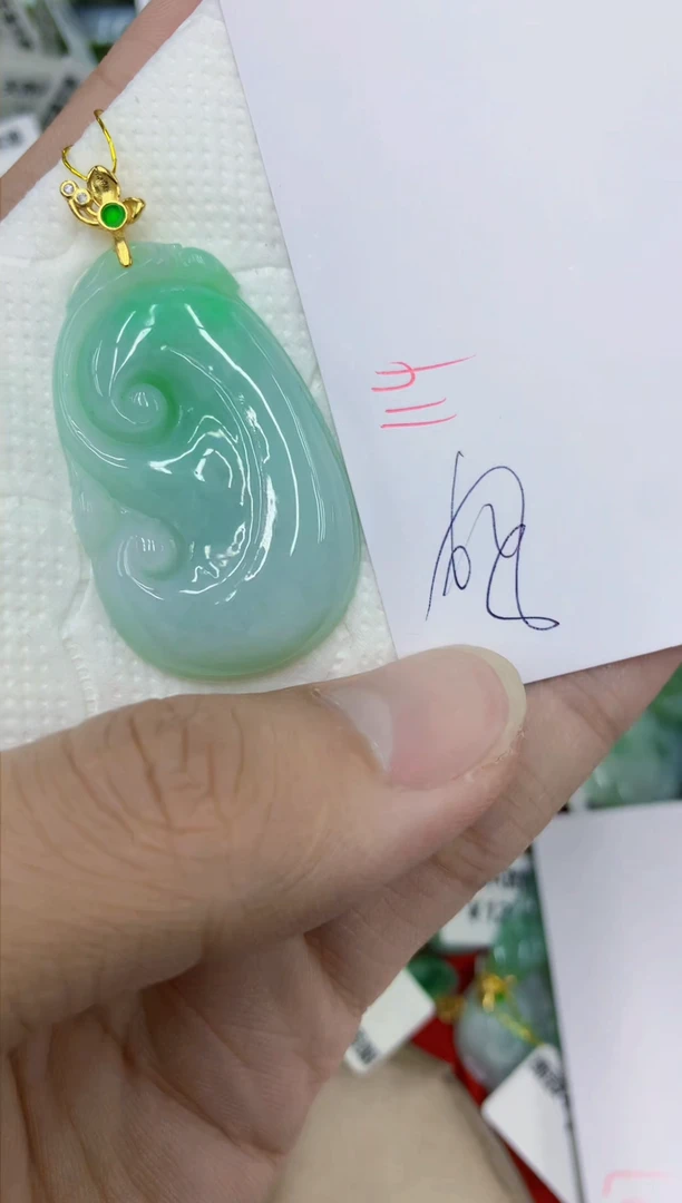 颈饰未镶嵌翡翠111111111111