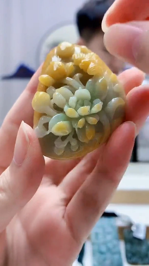 未镶嵌定制翡翠4868zm-毛货挂件8喜上眉梢