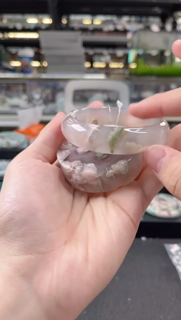 未镶嵌手镯石英质玉瑾圈口 （赠品镯心）