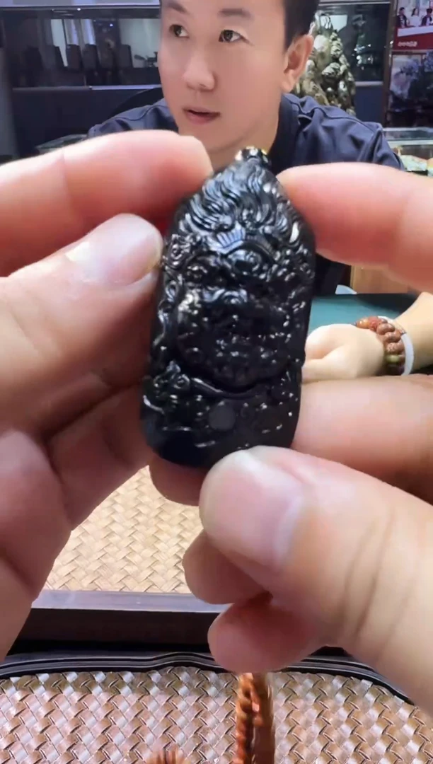 颈饰未镶嵌和田玉（青玉）和田玉青玉大黑天吊坠