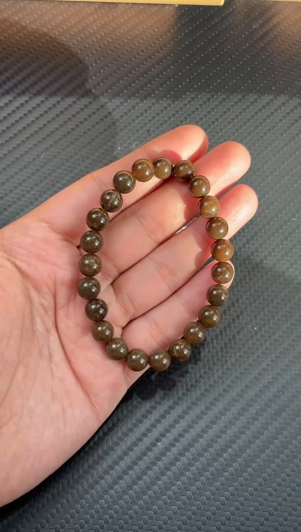 未镶嵌手串和田玉若羌微色差卡8