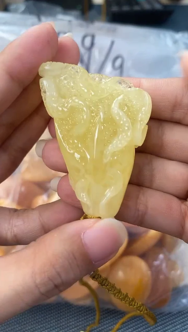 未镶嵌琥珀裸石天然琥珀蜜蜡