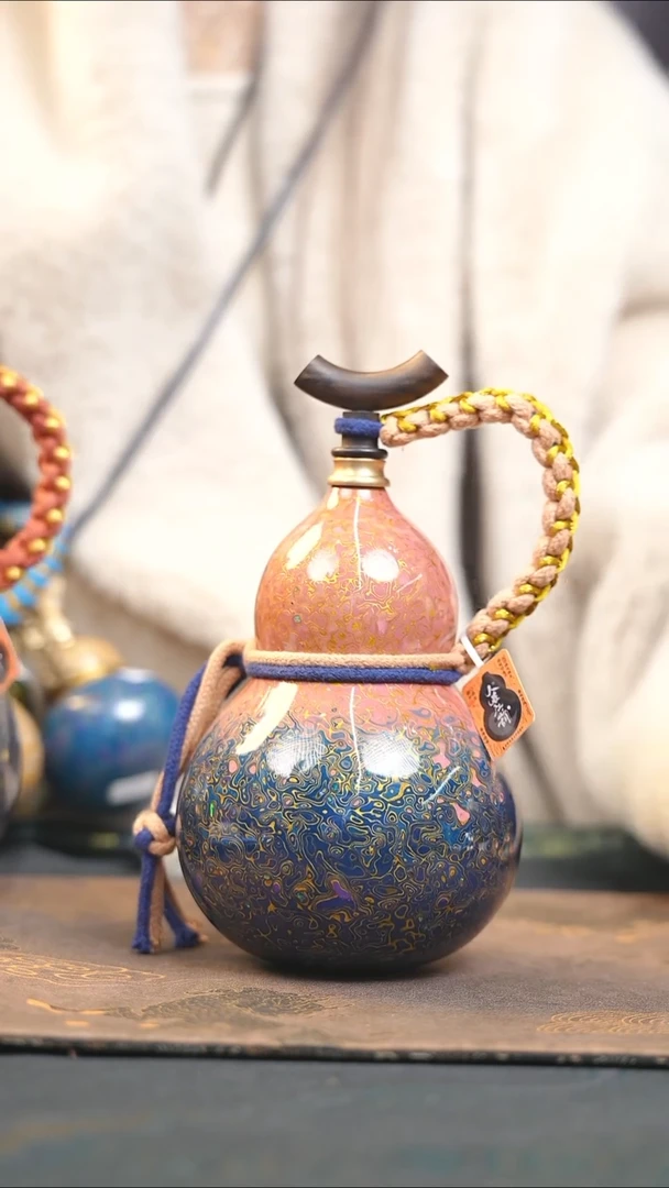 【闪购商品】XD189漆艺酒葫芦不包手串及旋转底座