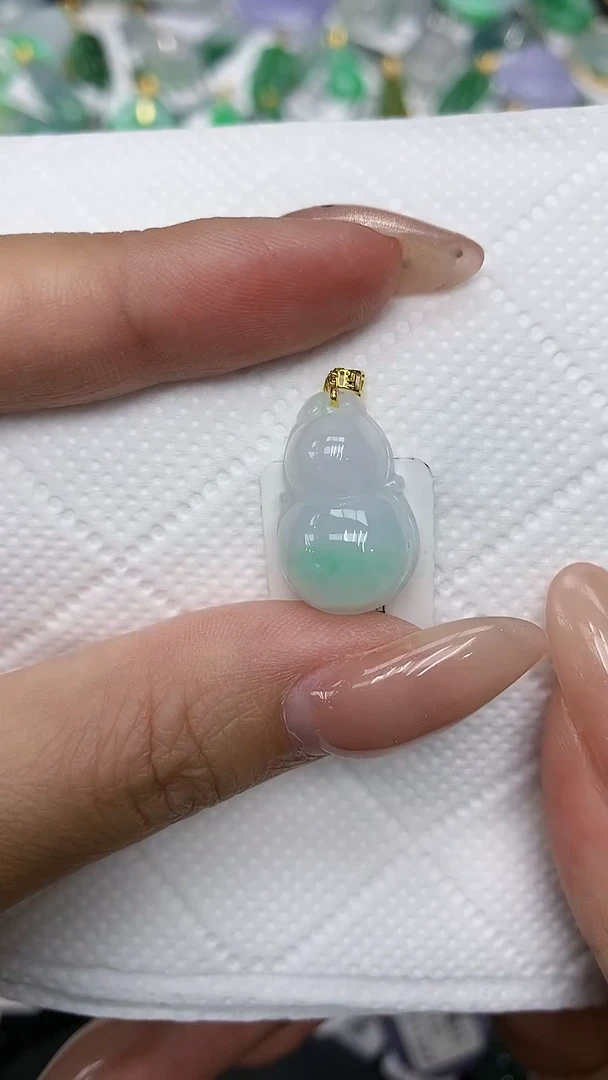 颈饰18K金镶嵌翡翠111111111111111