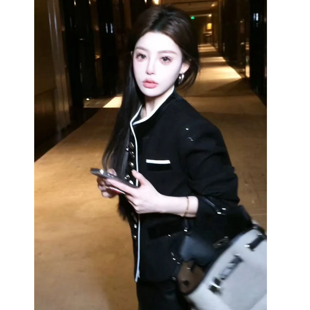 大璐●【演绎香风】气质时尚休闲带细闪立领呢子小香外套DLQ5WT7032