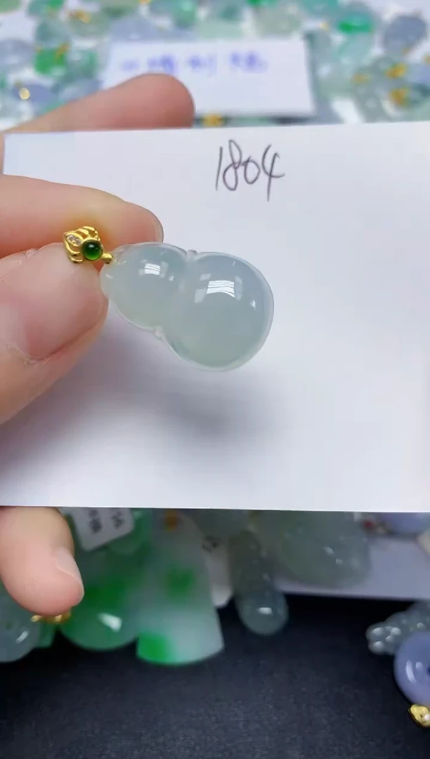 翡翠未镶嵌颈饰天然缅甸翡翠A货