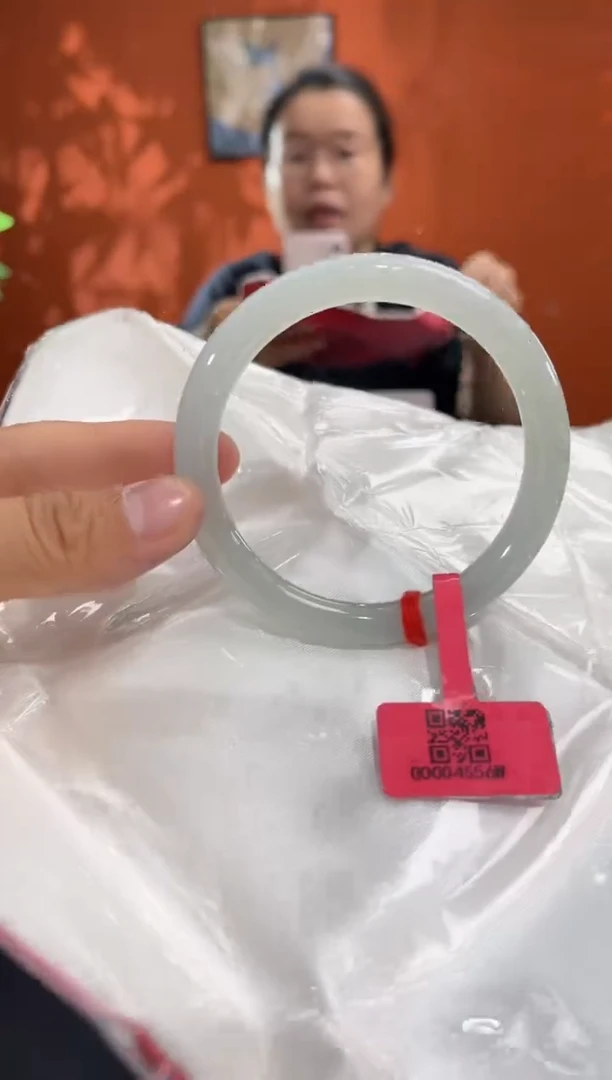 未镶嵌手镯翡翠翡翠手镯