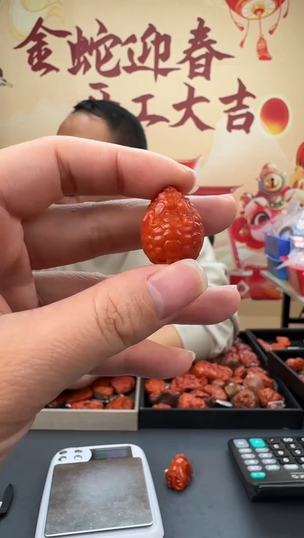 【闪购商品】南红玛瑙雕刻未镶嵌066ZB0207产品一个