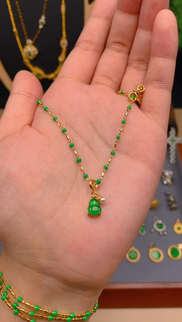 【闪购商品】翡翠吊坠(不含链)银S925镶嵌葫芦万能扣