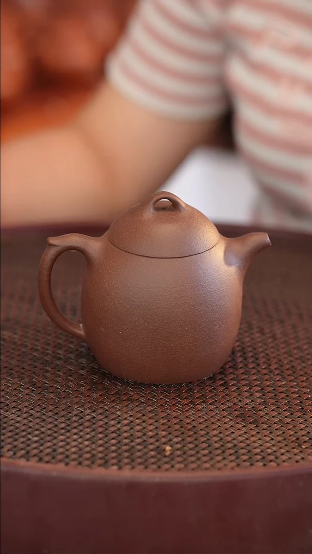 茶壶紫砂秦权 紫泥 半手工 220cc